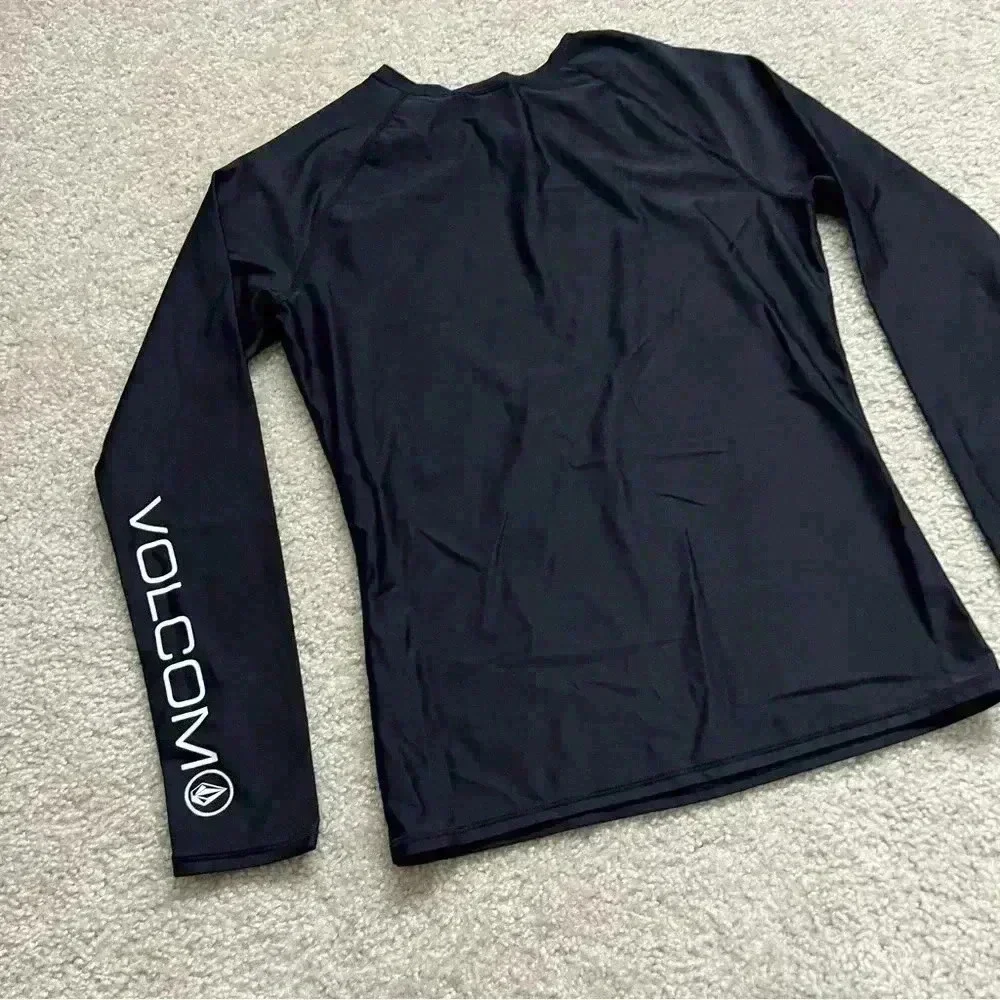 VOLCOM Black Simply Solid Long Sleeve Rashguard Swim Top Women’s Size XL.